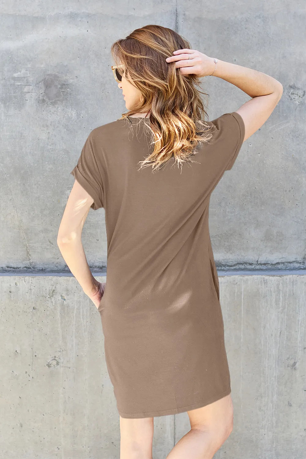 Round Neck Short Sleeve Dress – Comfy, Flattering & With Pockets