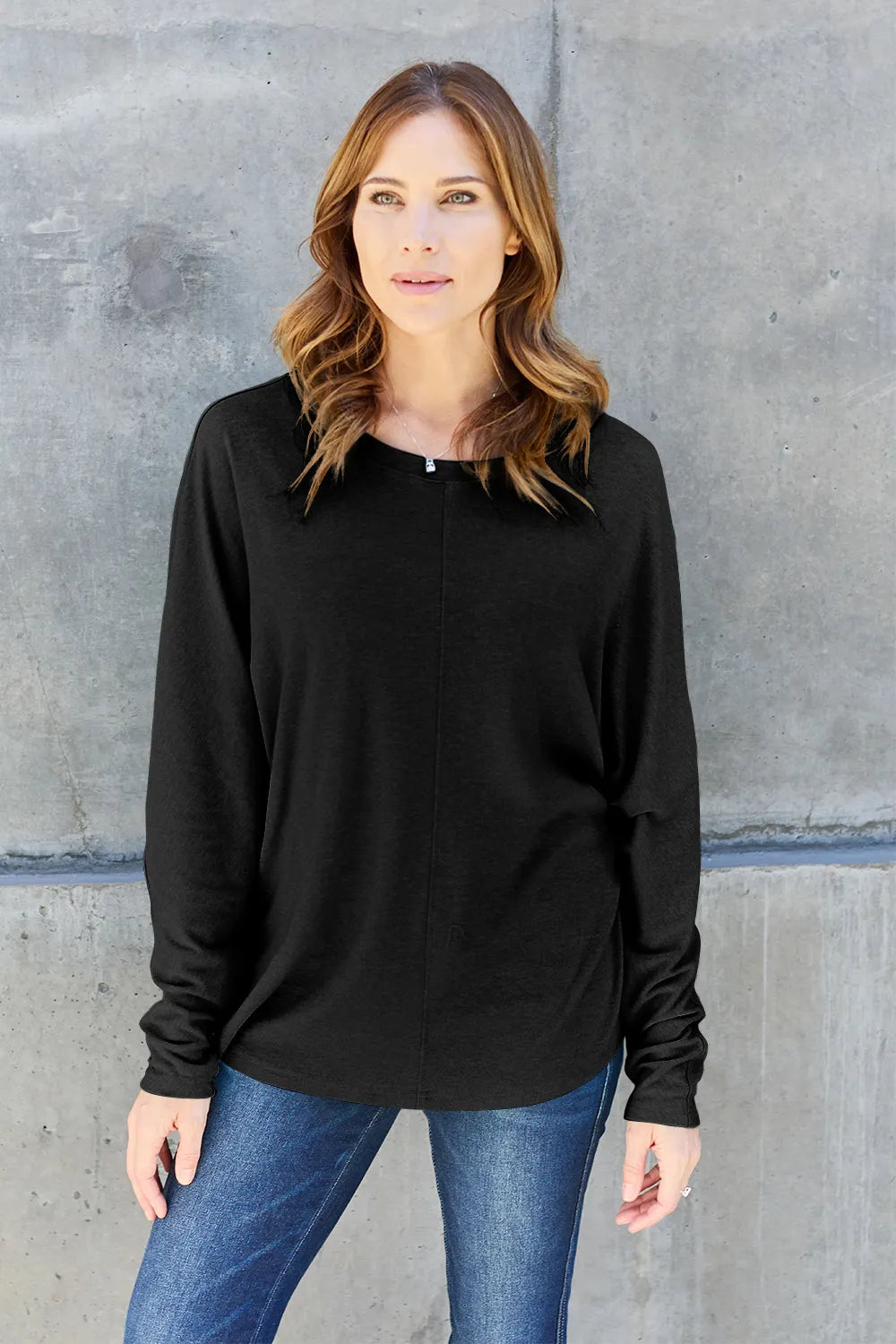 Classic Round Neck Long Sleeve T-Shirt – Everyday Essential