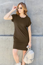 Round Neck Short Sleeve Dress – Comfy, Flattering & With Pockets