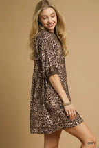 Leopard Print Mini Dress with Contrast Trim – Bold Chic Statement