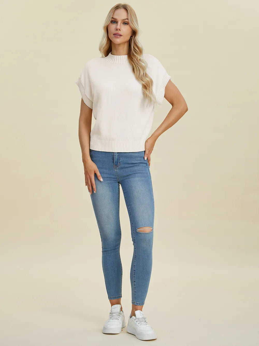 Mock Neck Short Sleeve Sweater – Chic, Cozy & Versatile