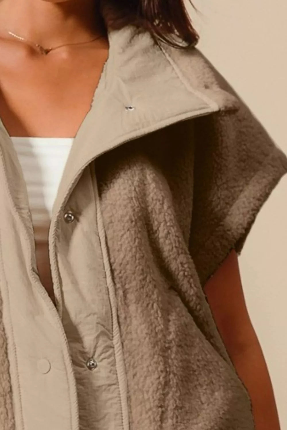 SO ME Oversized Sherpa Fur Vest Jacket – Cozy Sleeveless Layering Piece