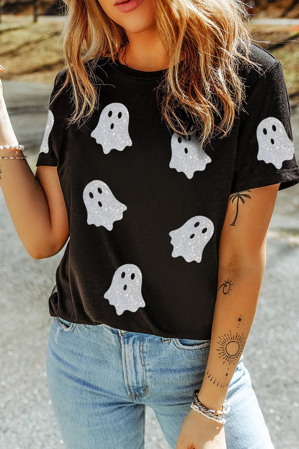 Glitter Ghost Round Neck Short Sleeve T-Shirt – Fun Halloween Top