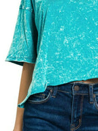 Turquoise acid-wash cropped T-shirt hem with loose short sleeves