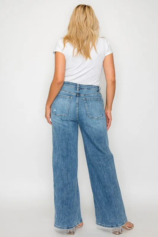 High Rise Wide Leg Jeans – Flattering, Vintage & Plus-Size Friendly