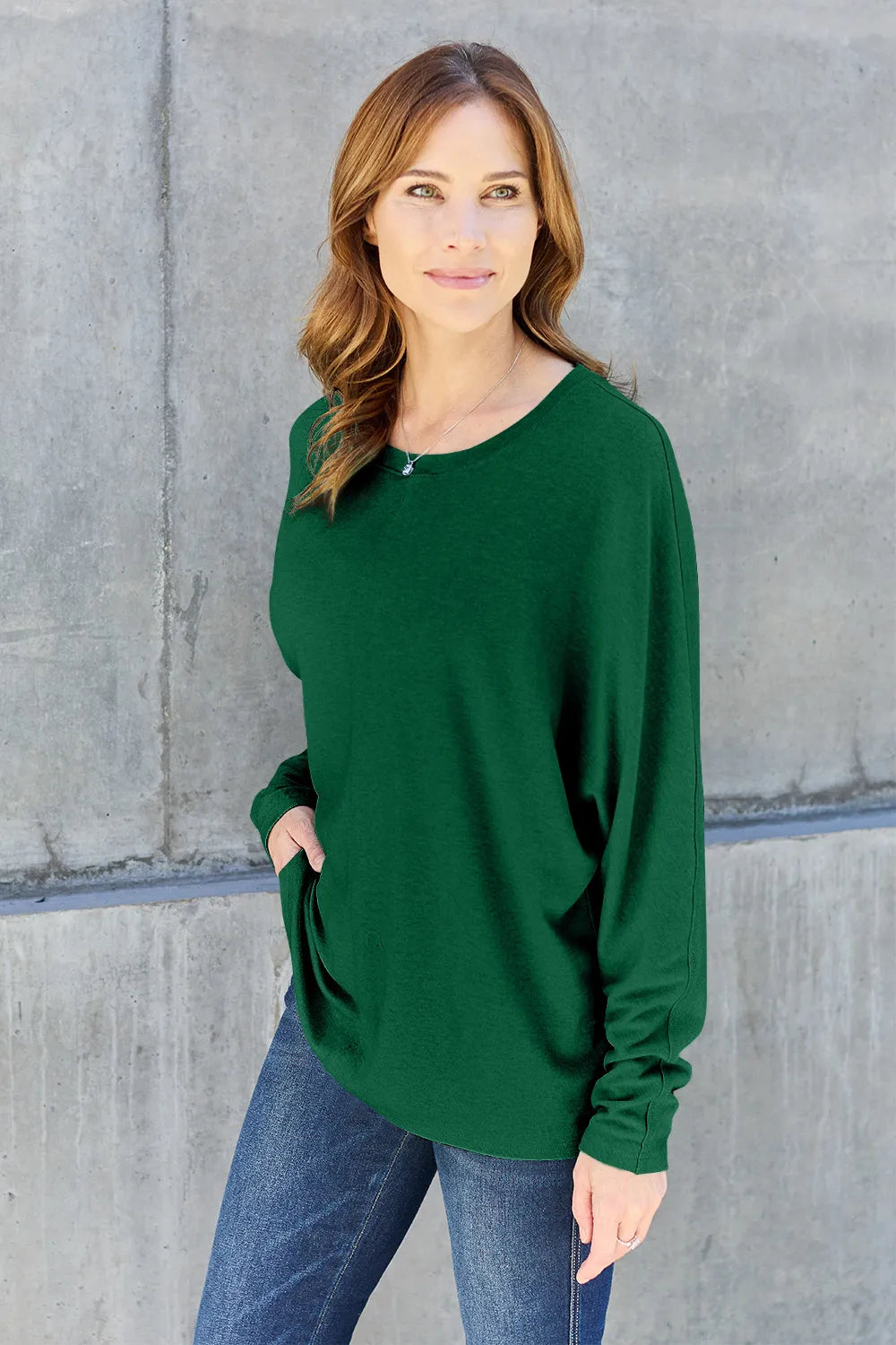 Classic Round Neck Long Sleeve T-Shirt – Everyday Essential