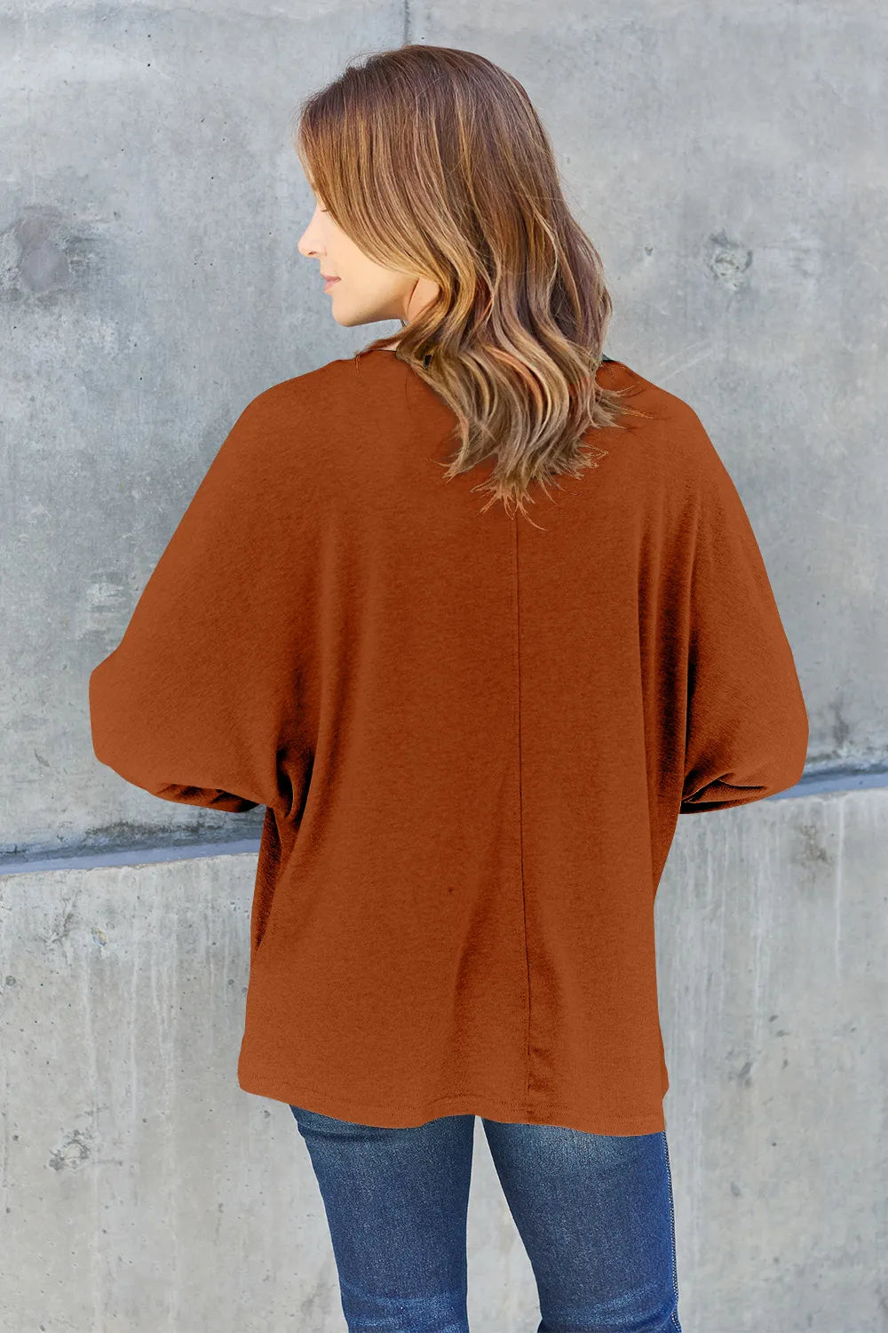 Classic Round Neck Long Sleeve T-Shirt – Everyday Essential