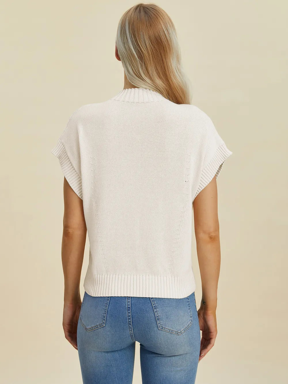 Mock Neck Short Sleeve Sweater – Chic, Cozy & Versatile