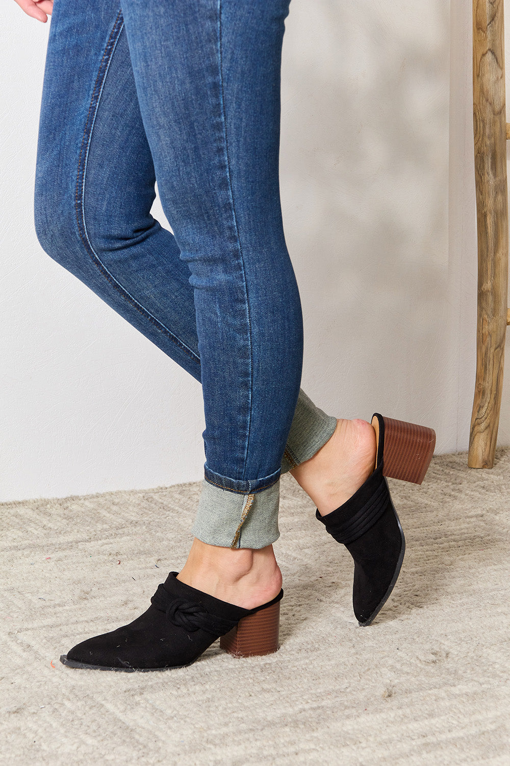 Pointed-Toe Braided Trim Mules – Chic Textured Slip-On Flats