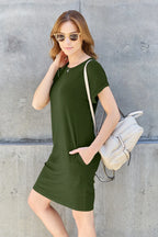 Round Neck Short Sleeve Dress – Comfy, Flattering & With Pockets