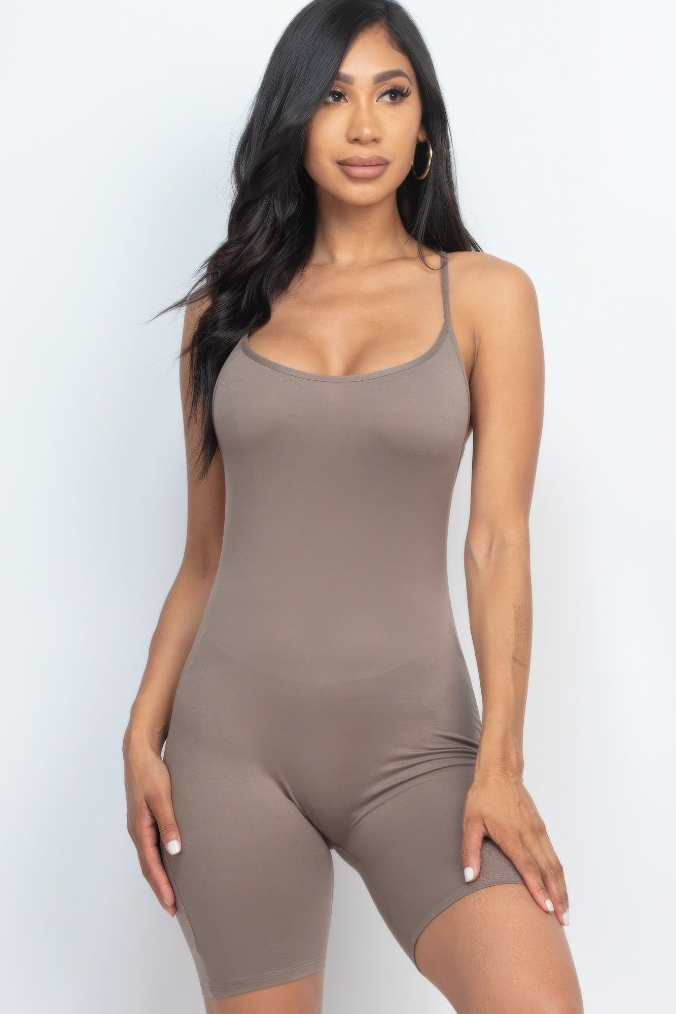 Crossback Bodycon Romper – Sleek, Stretchy & Statement-Making Style