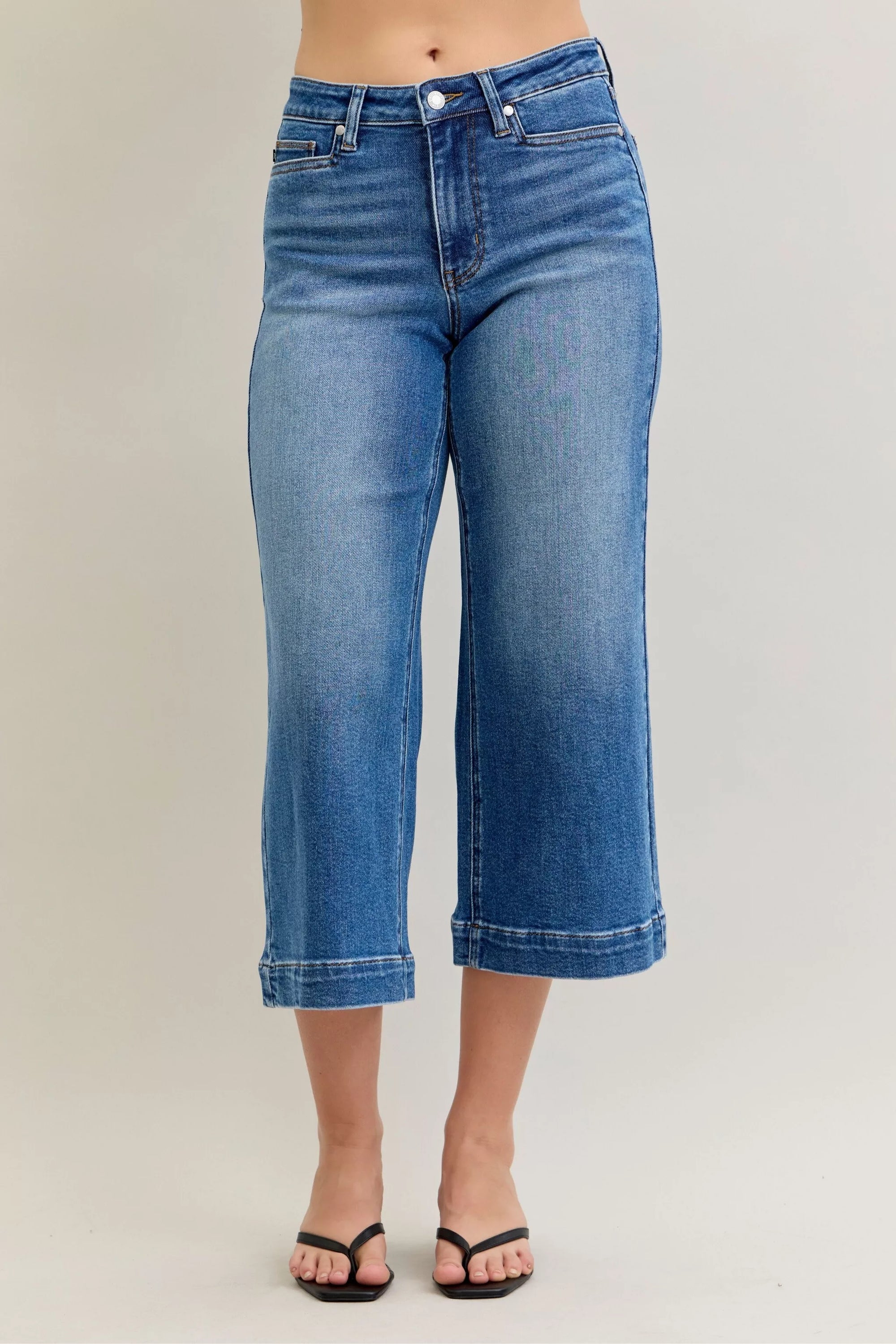 Judy Blue Mid Rise Crop Wide Leg Jeans – Trendy Modern Fit