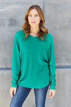 Classic Round Neck Long Sleeve T-Shirt – Everyday Essential