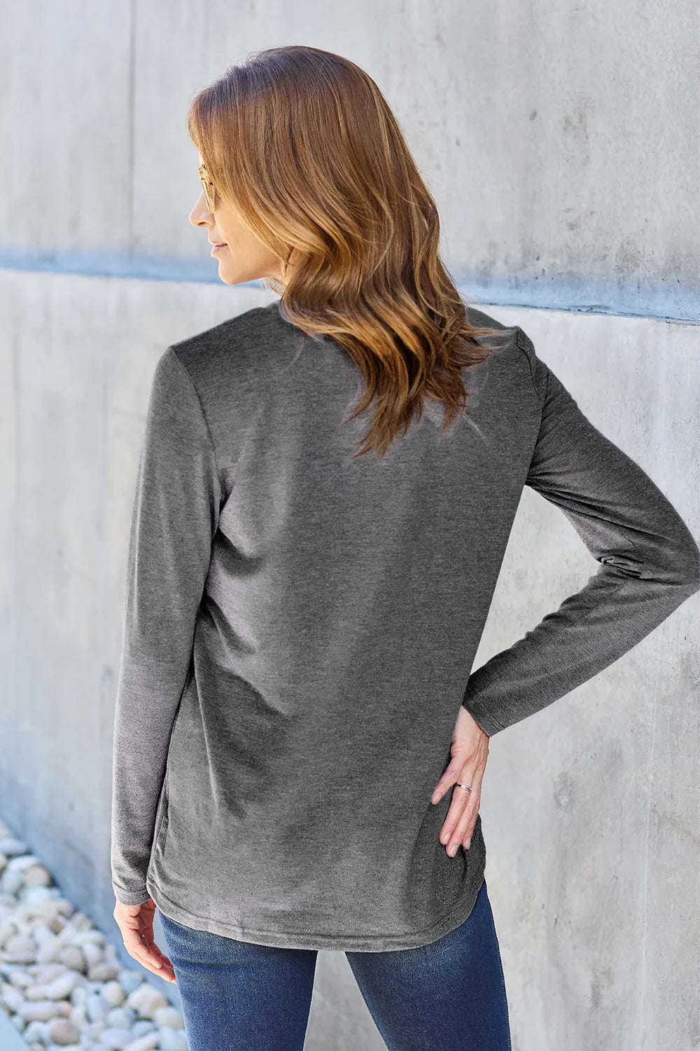 Round Neck Long Sleeve Top – Classic, Comfy & Versatile