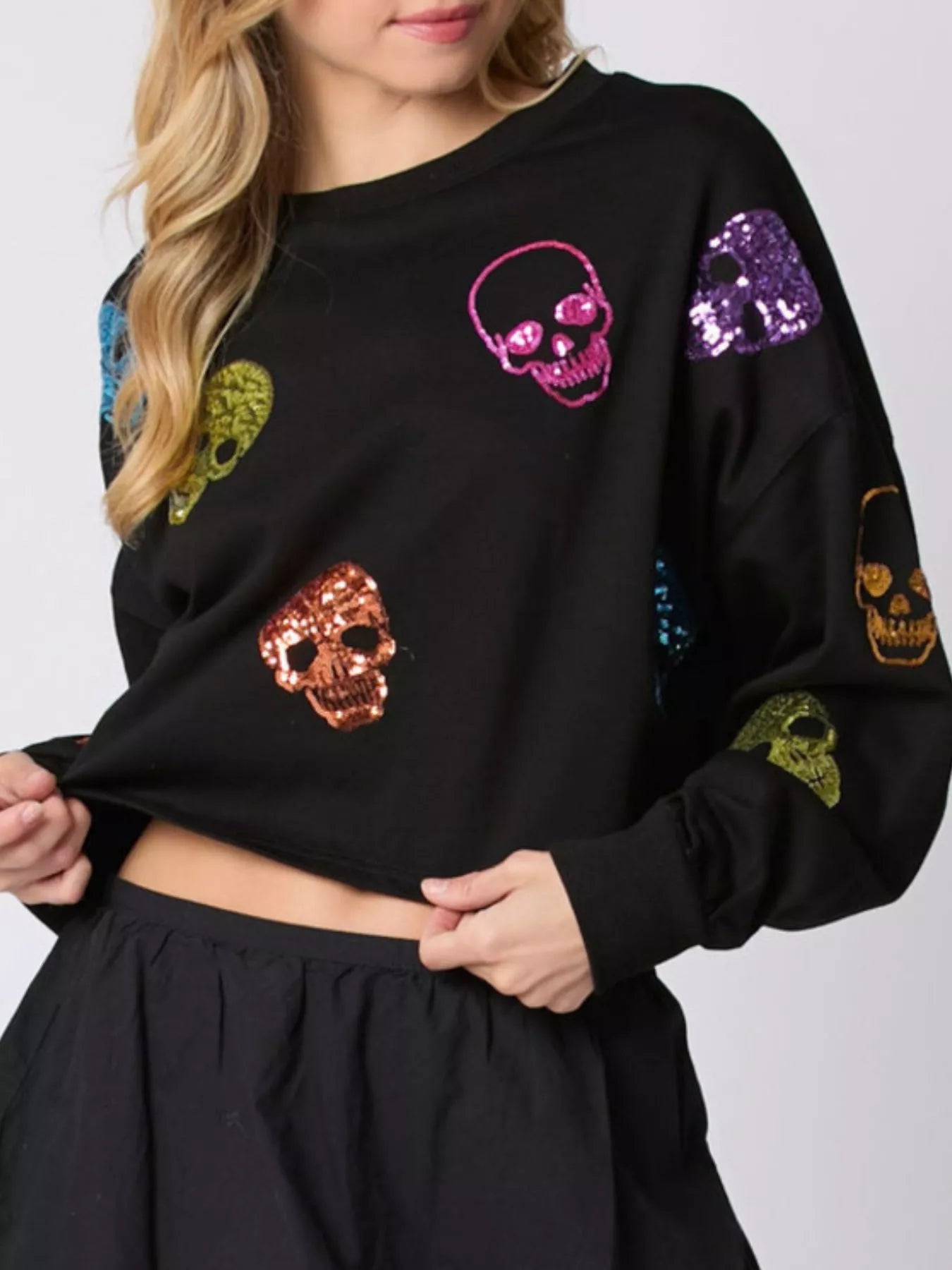 Sequin Skull Long Sleeve Sweatshirt – Edgy Casual Halloween Style