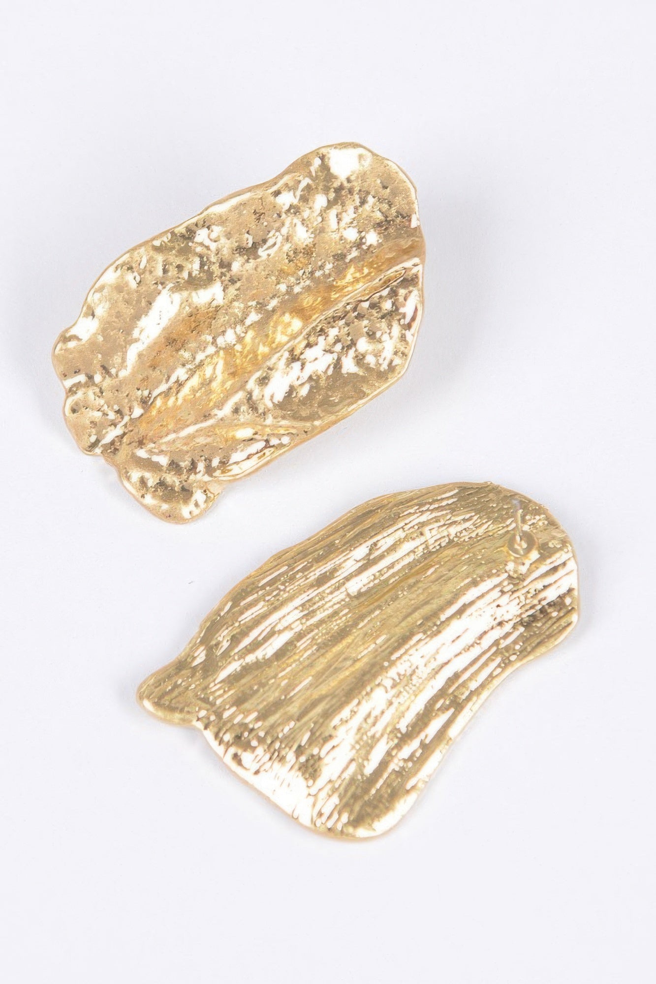 Dreamkue Cast Metal Earring