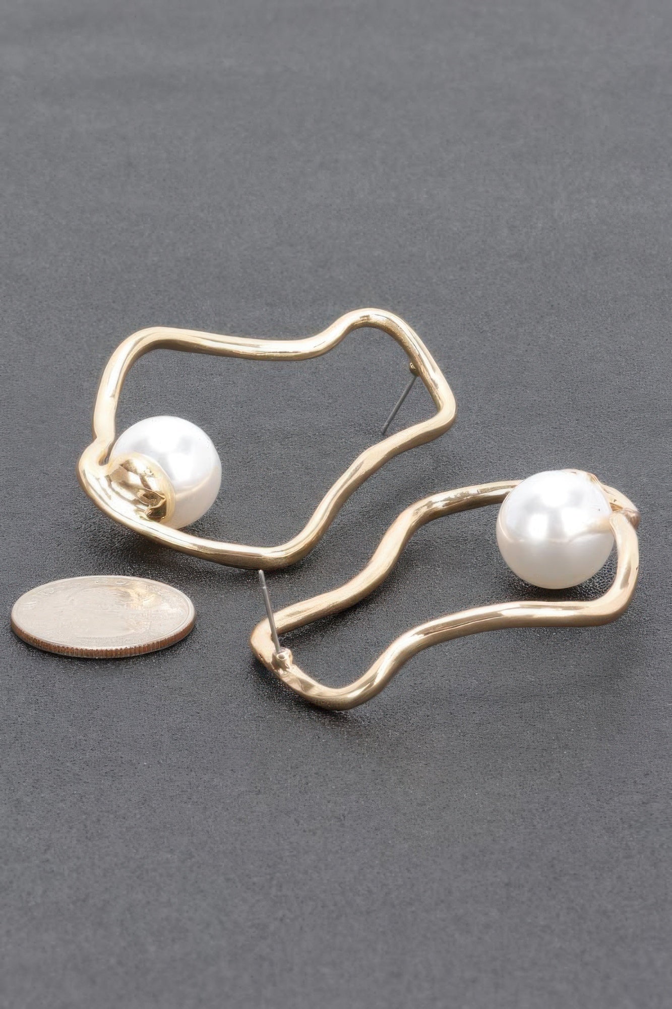Dreamkue Faux Pearl Metal Earrings