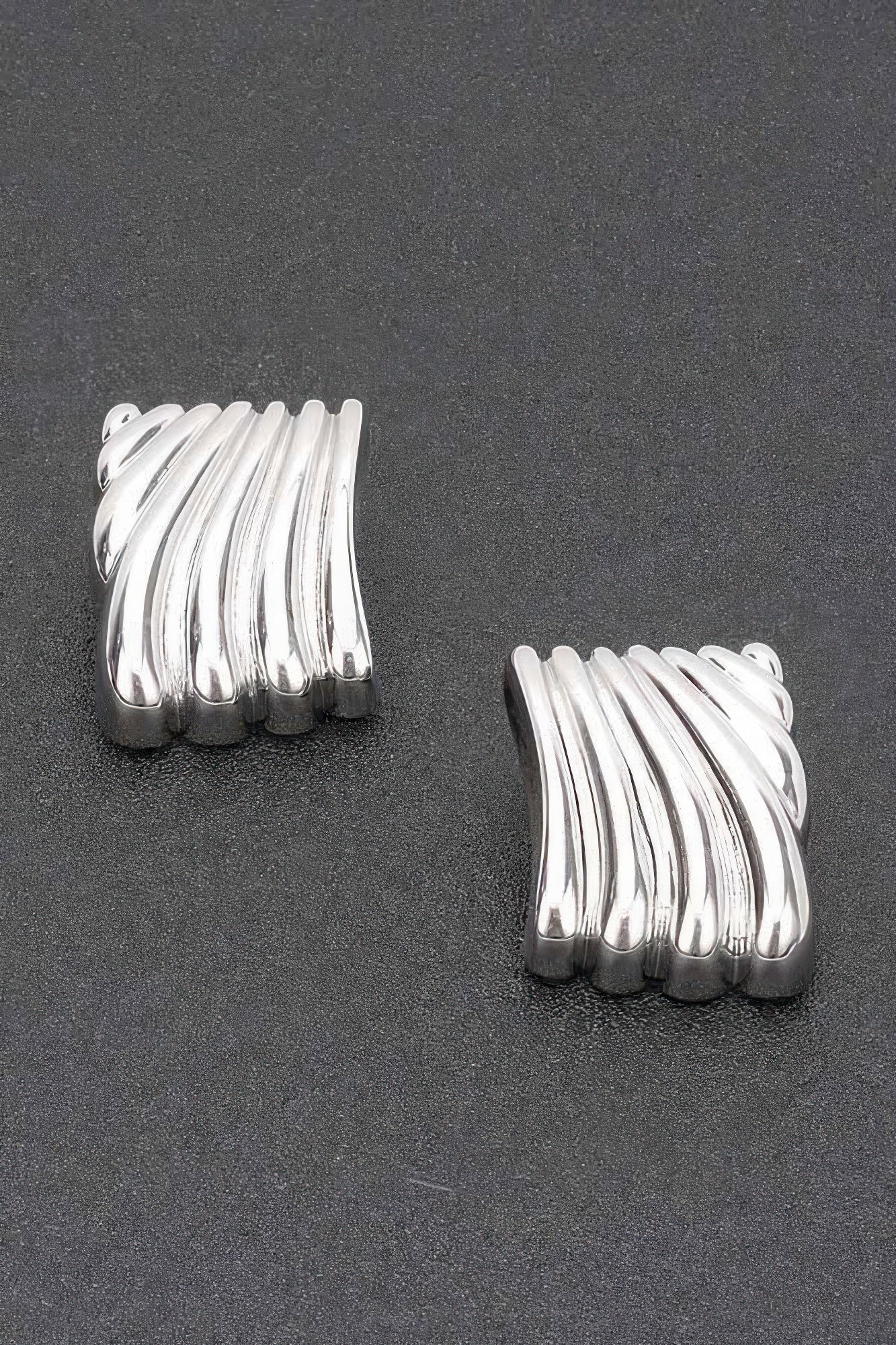 Dreamkue Gold Plated Metal Earring