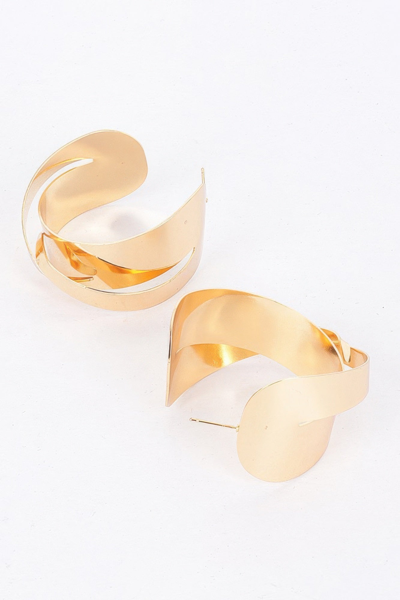 Dreamkue Metal Earrings