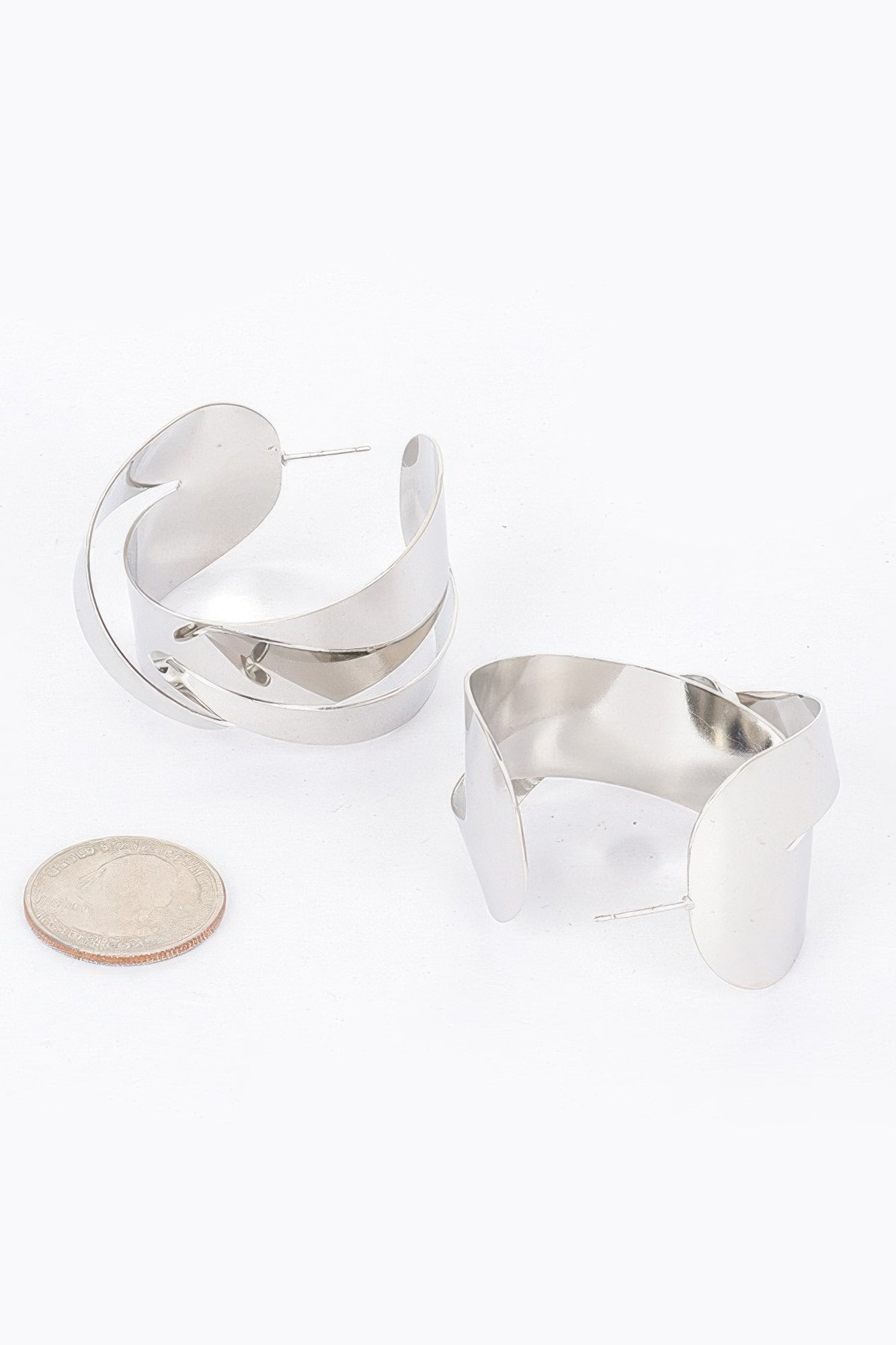 Dreamkue Metal Earrings