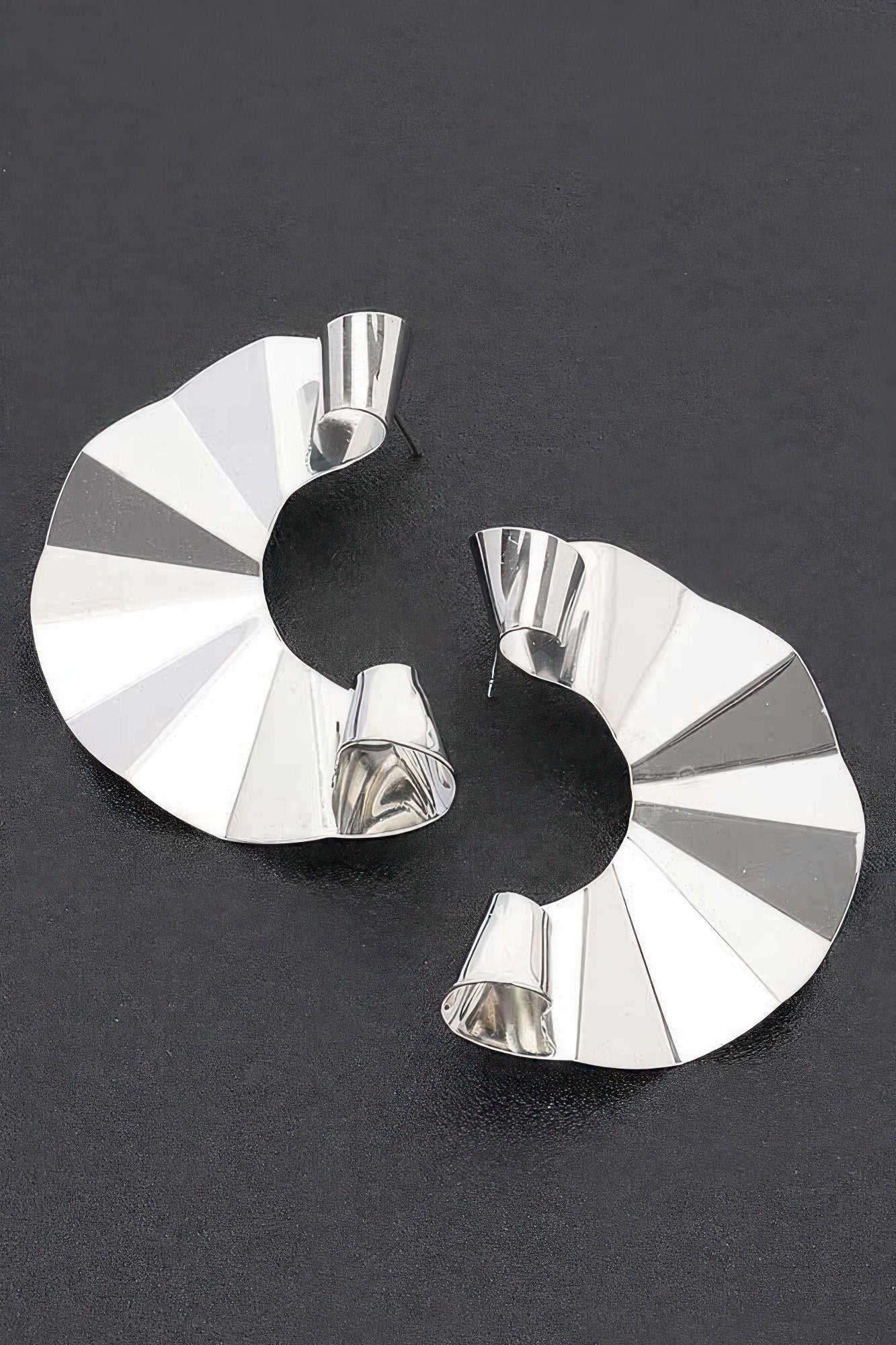 Dreamkue Metal Earrings
