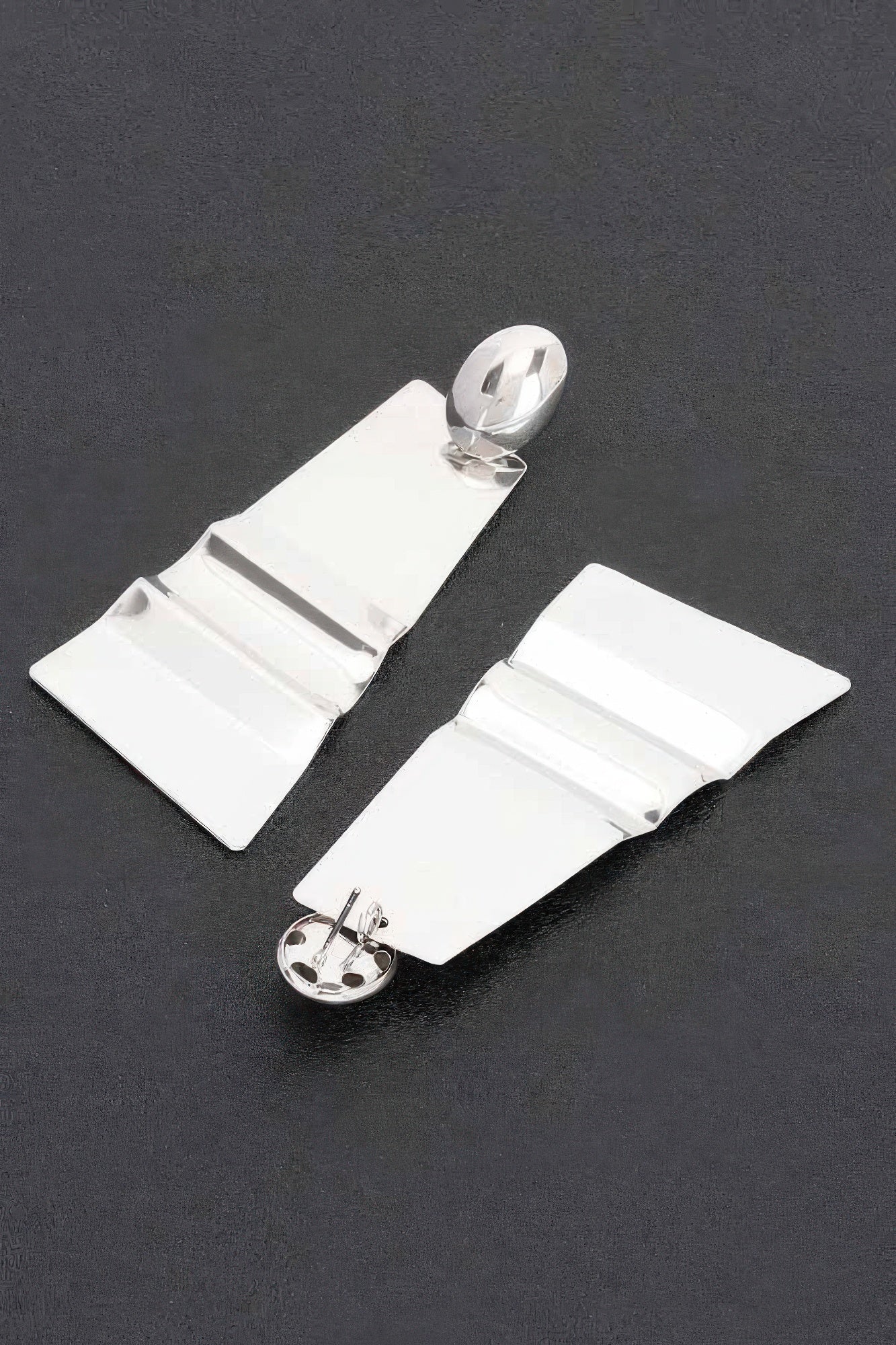 Dreamkue Metal Earrings