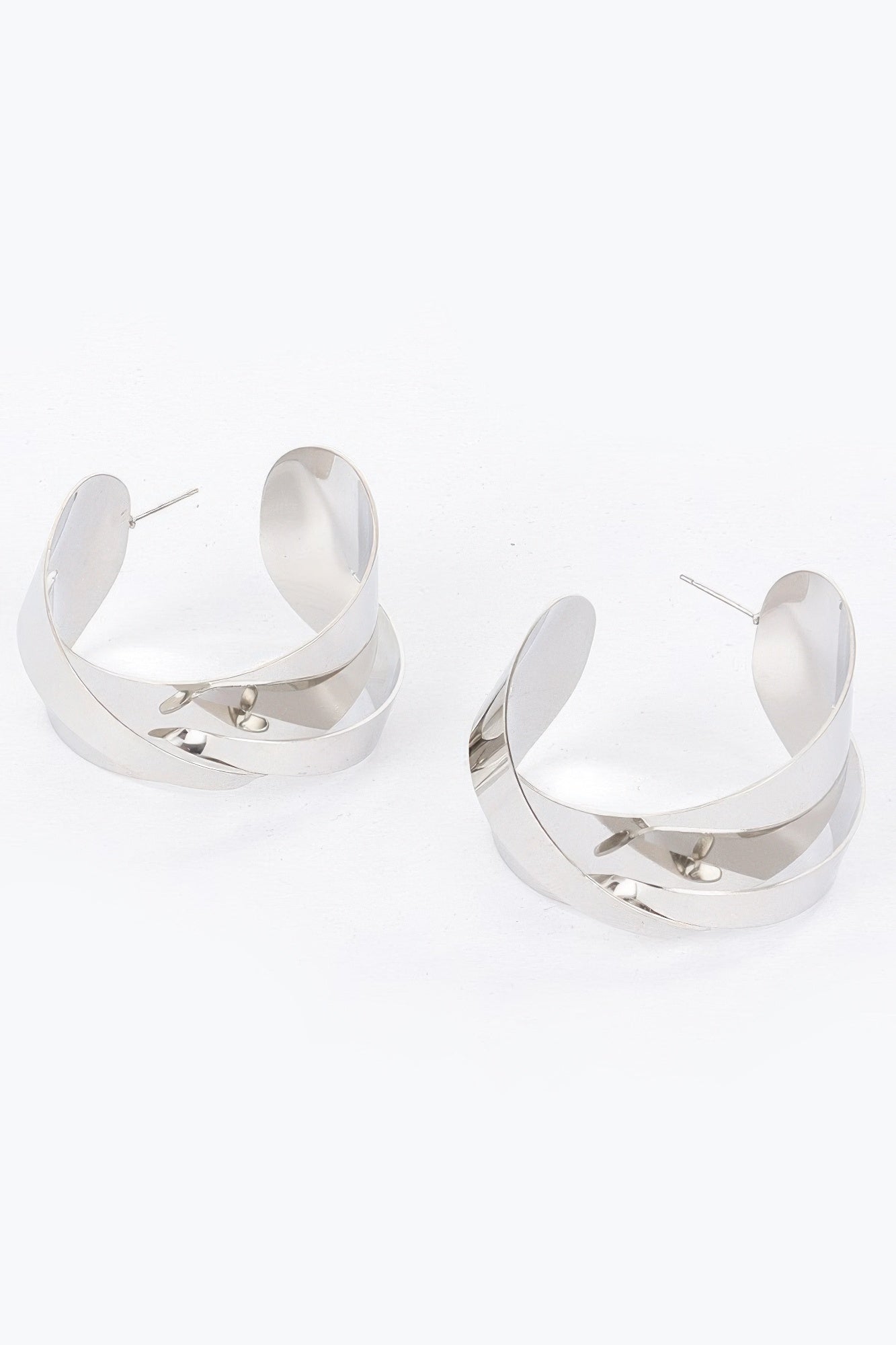 Dreamkue Metal Earrings