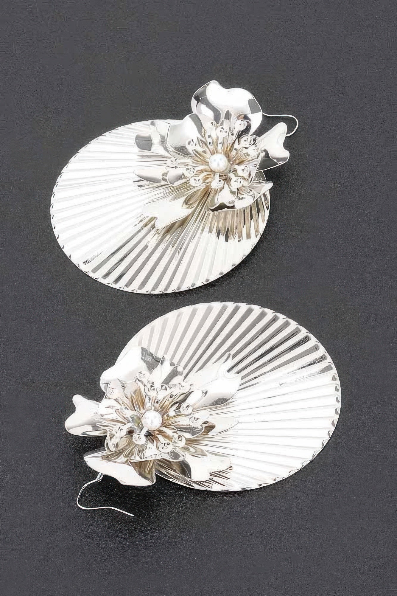 Dreamkue Metal Earrings