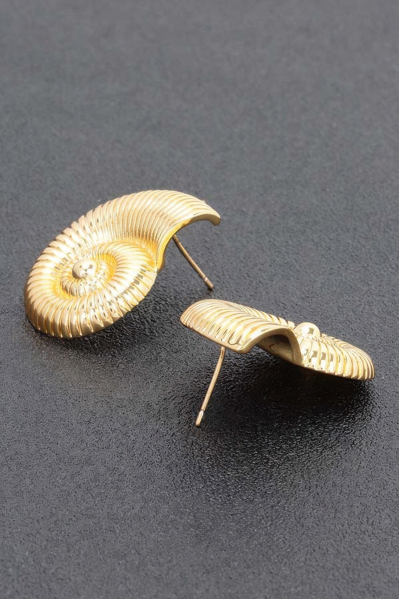 Dreamkue Metal Gold Dip Earring
