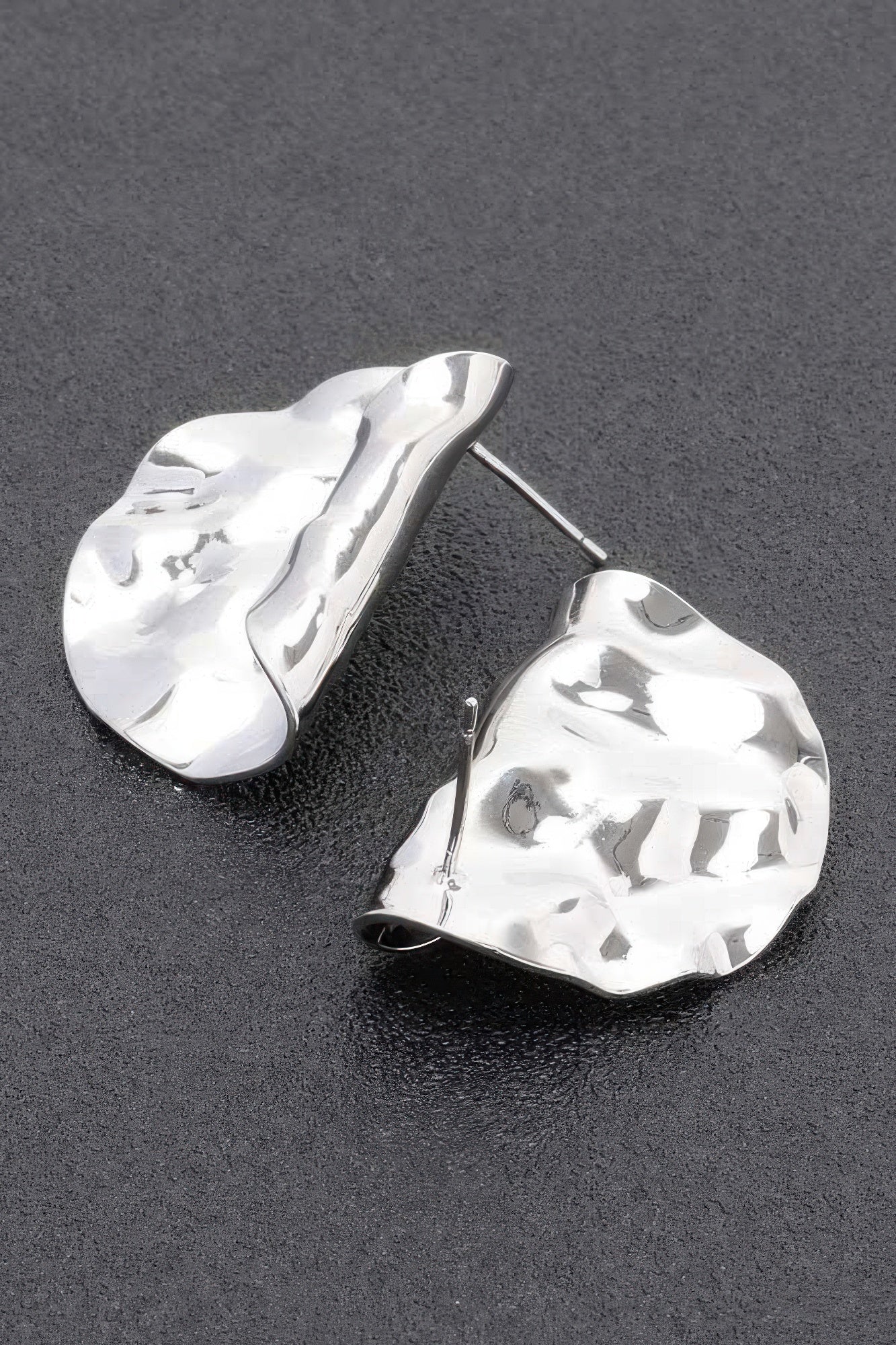 Dreamkue Metal Gold Dip Earring