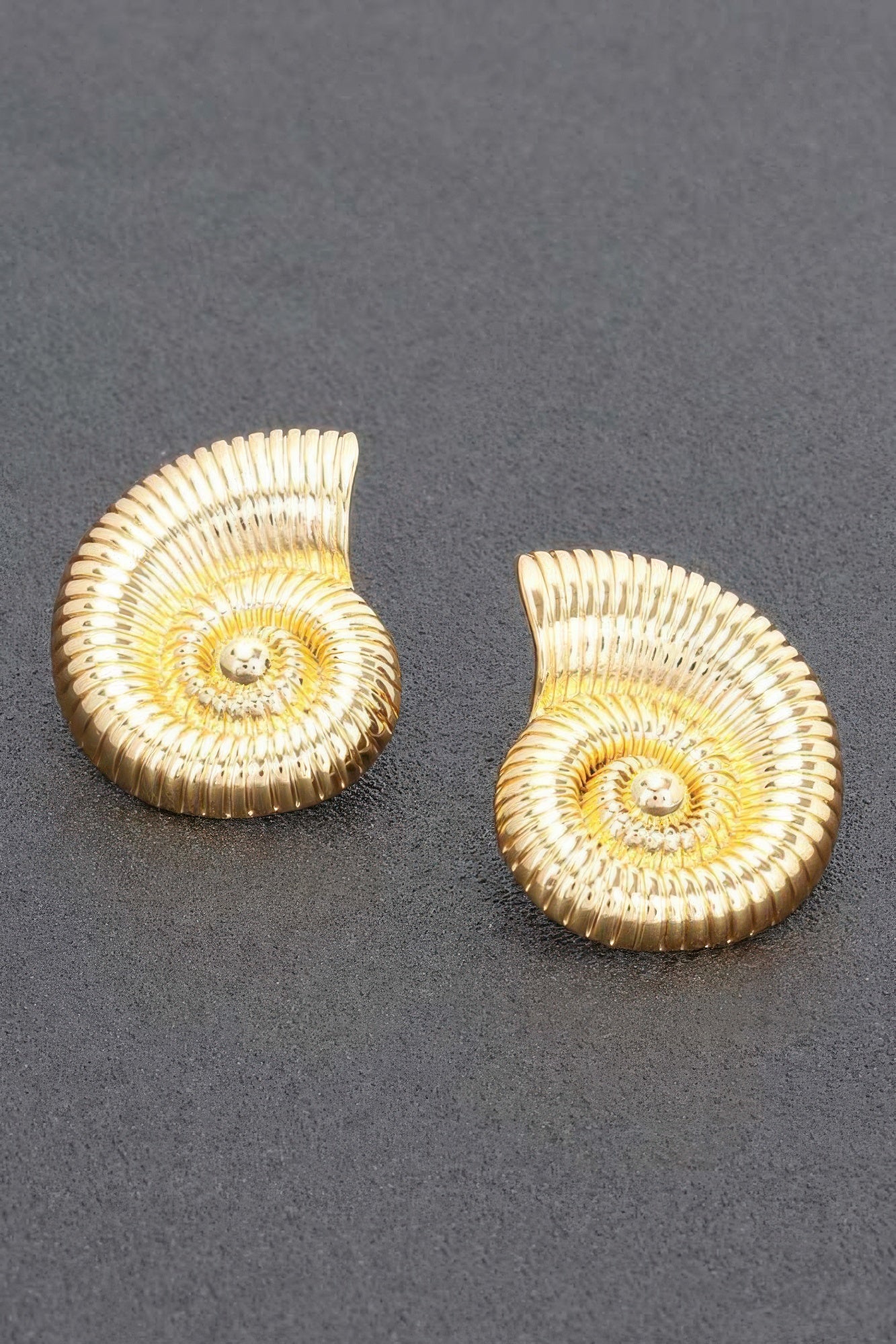 Dreamkue Metal Gold Dip Earring