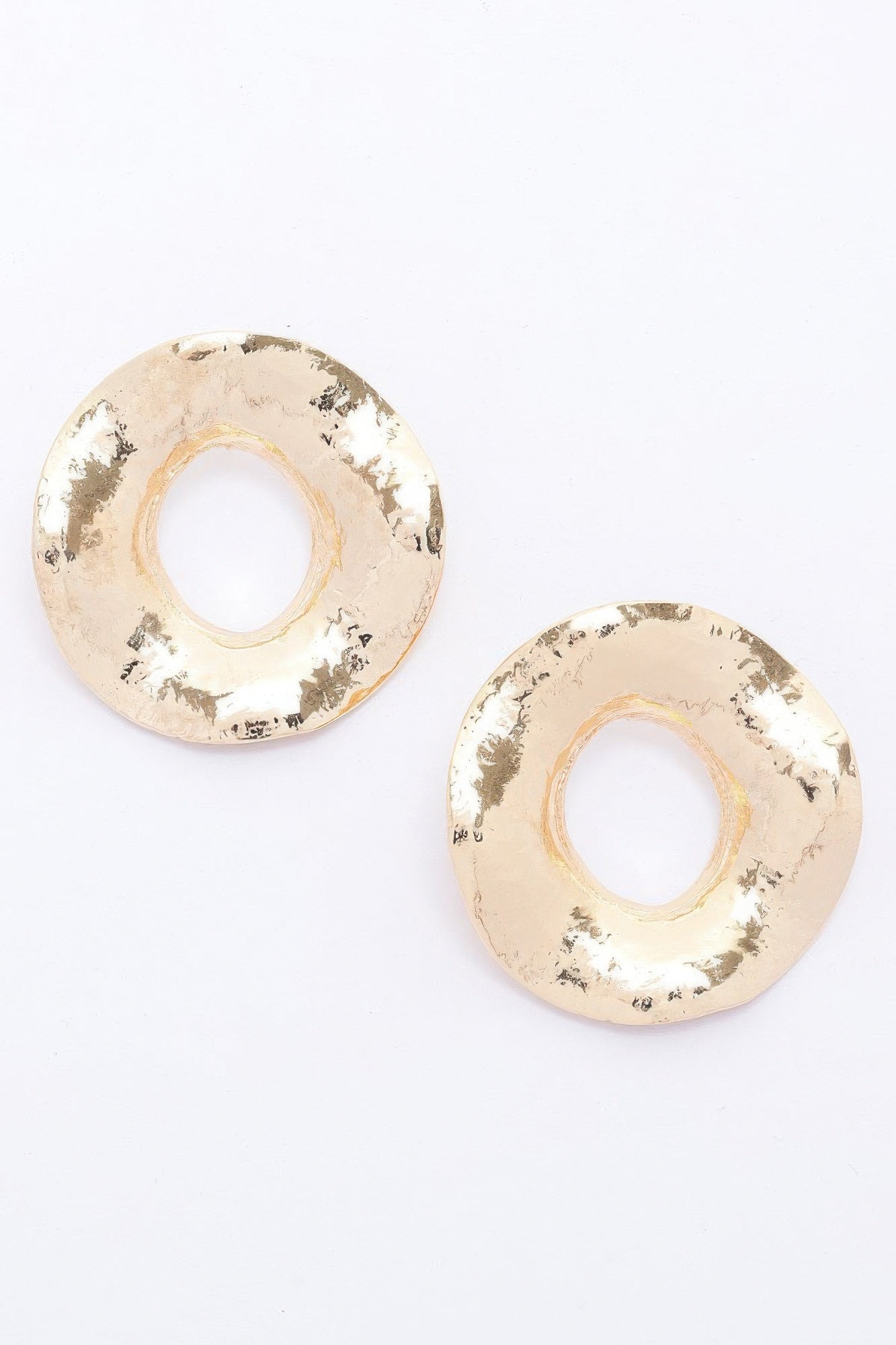 Dreamkue Metal Gold Dip Earring