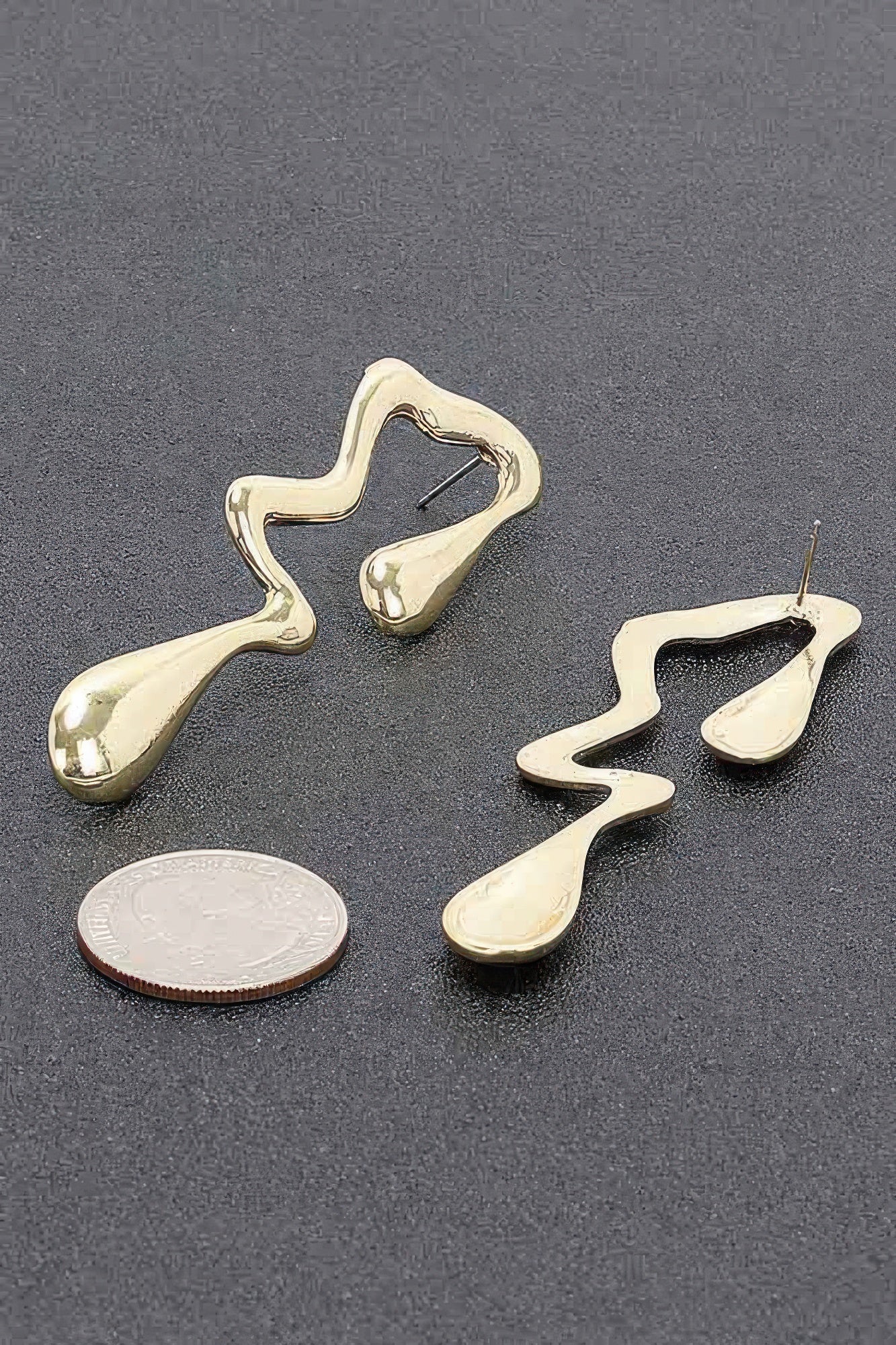Dreamkue Metal Gold Dip Earrings