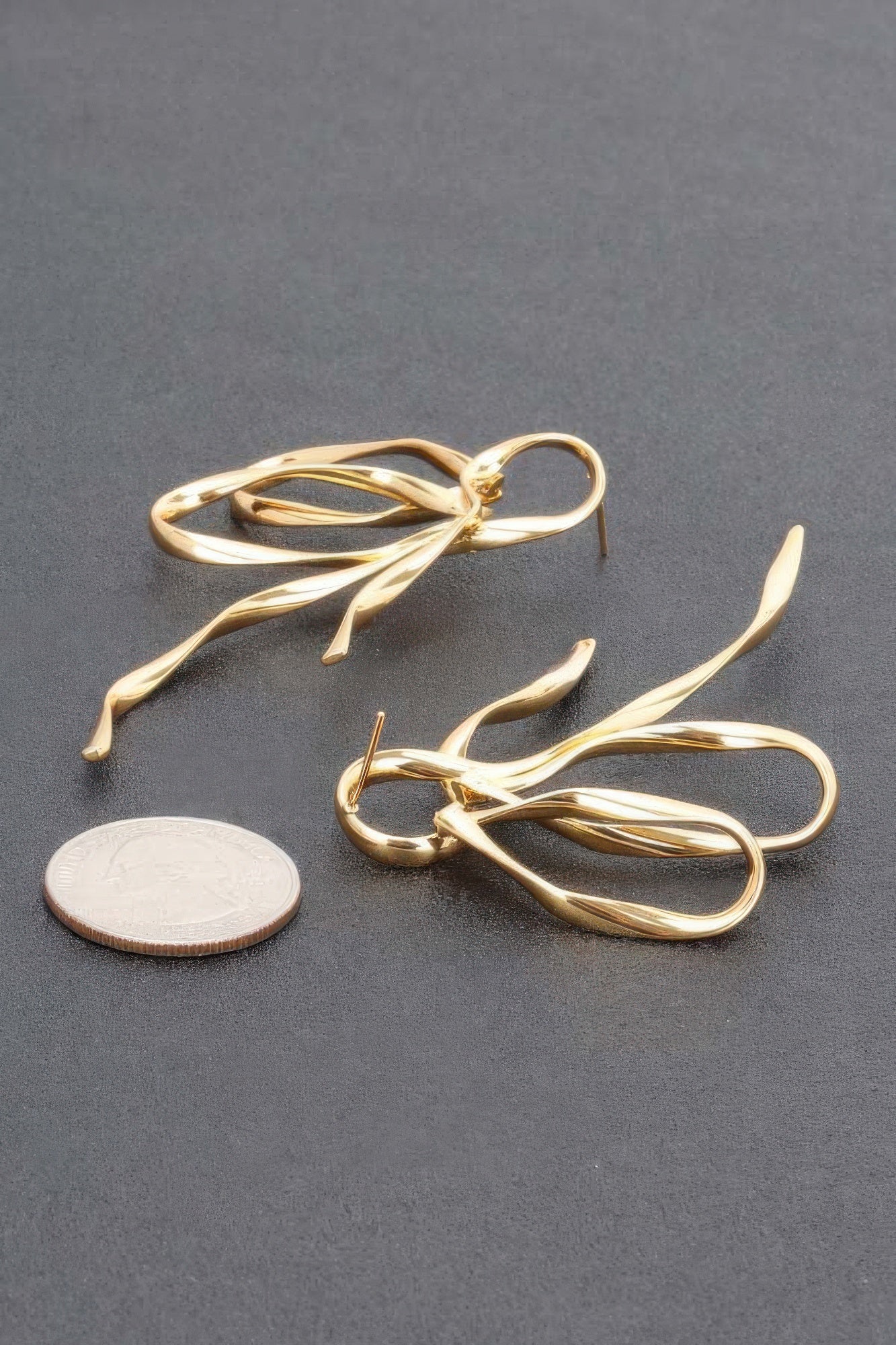 Dreamkue Metal Gold Dip Earrings
