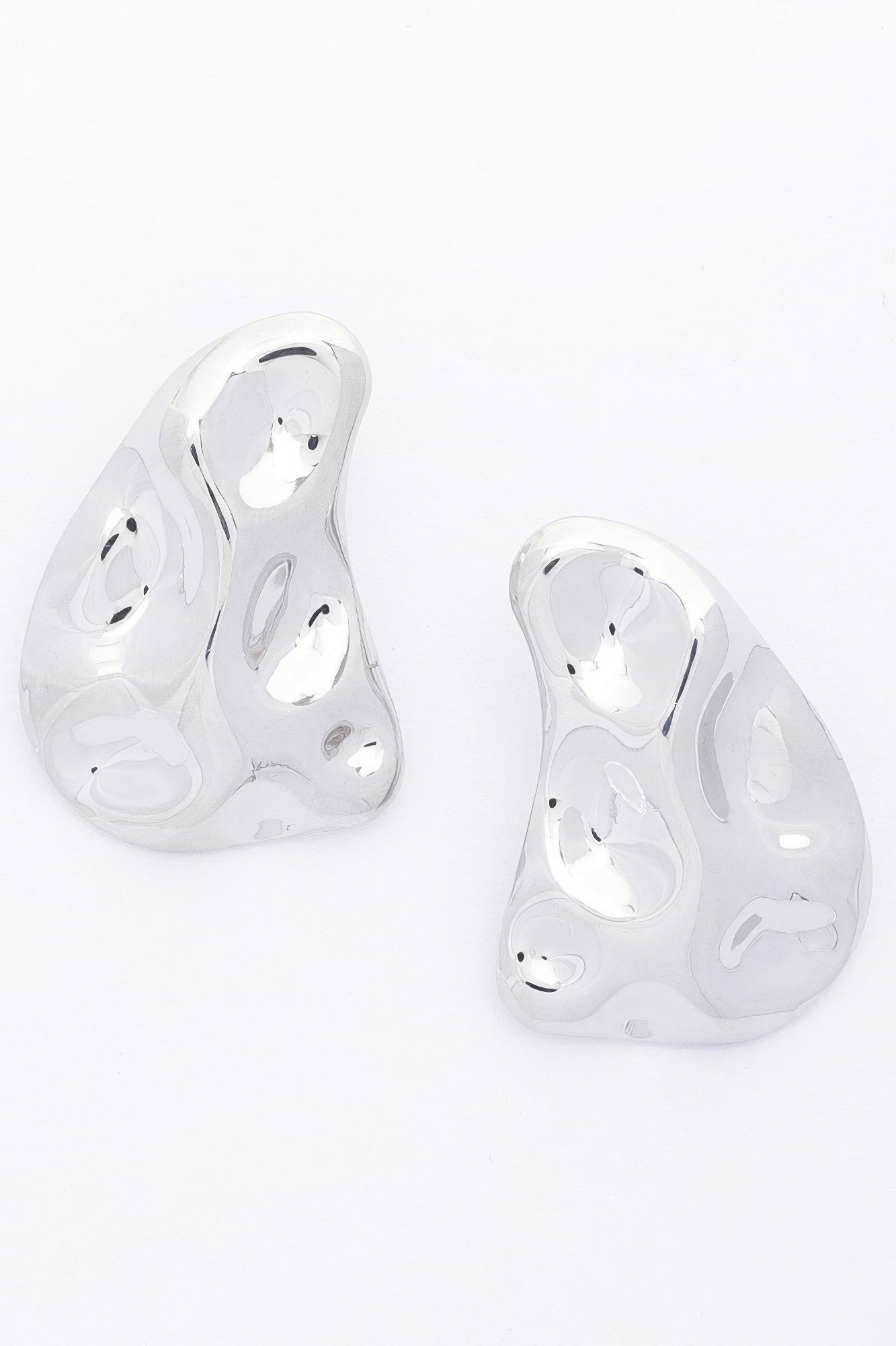 Dreamkue Metal Gold Dip Earrings