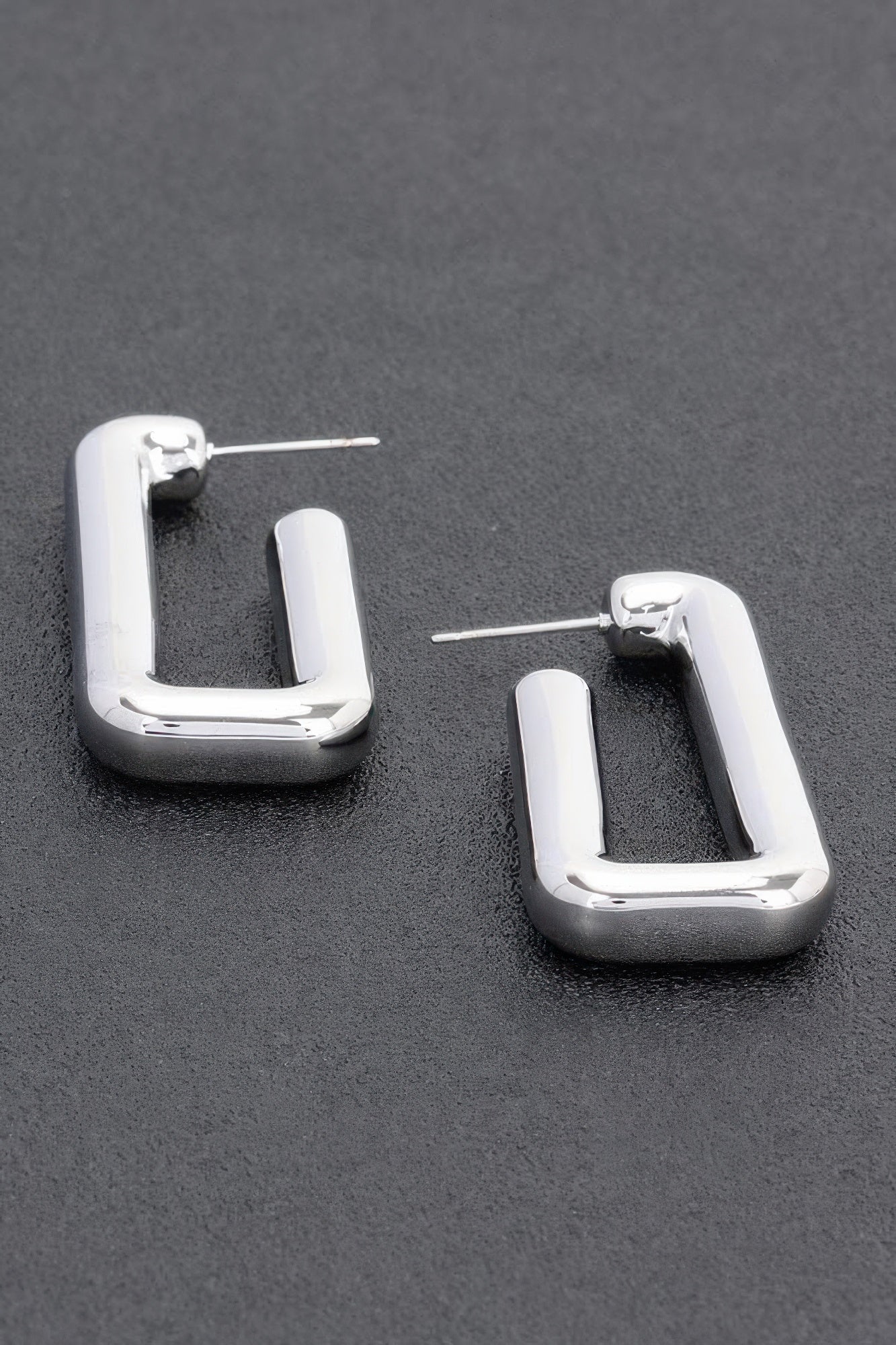 Dreamkue Metal Gold Dip Earrings