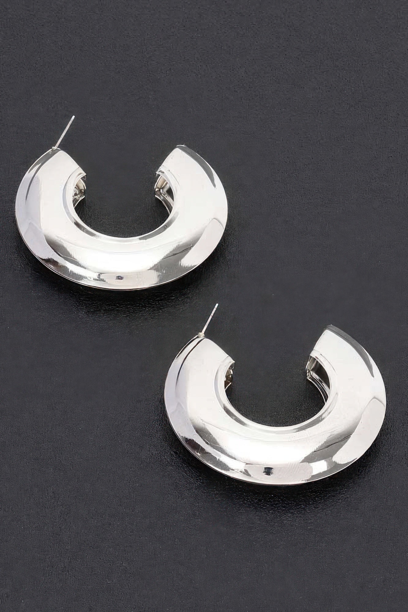 Dreamkue Metal Hoop Earrings