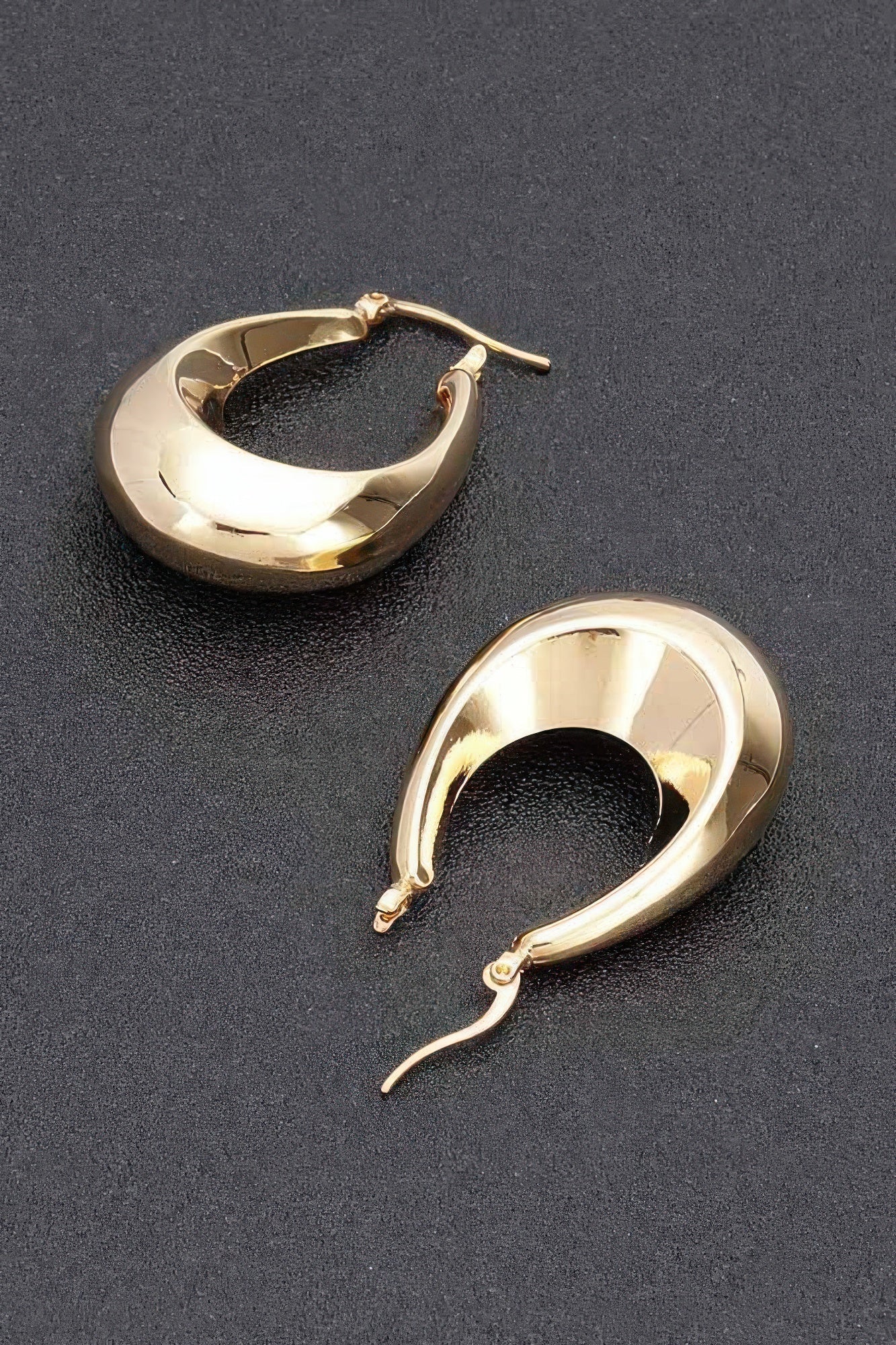 Dreamkue Metal Vintage Hoop Earring