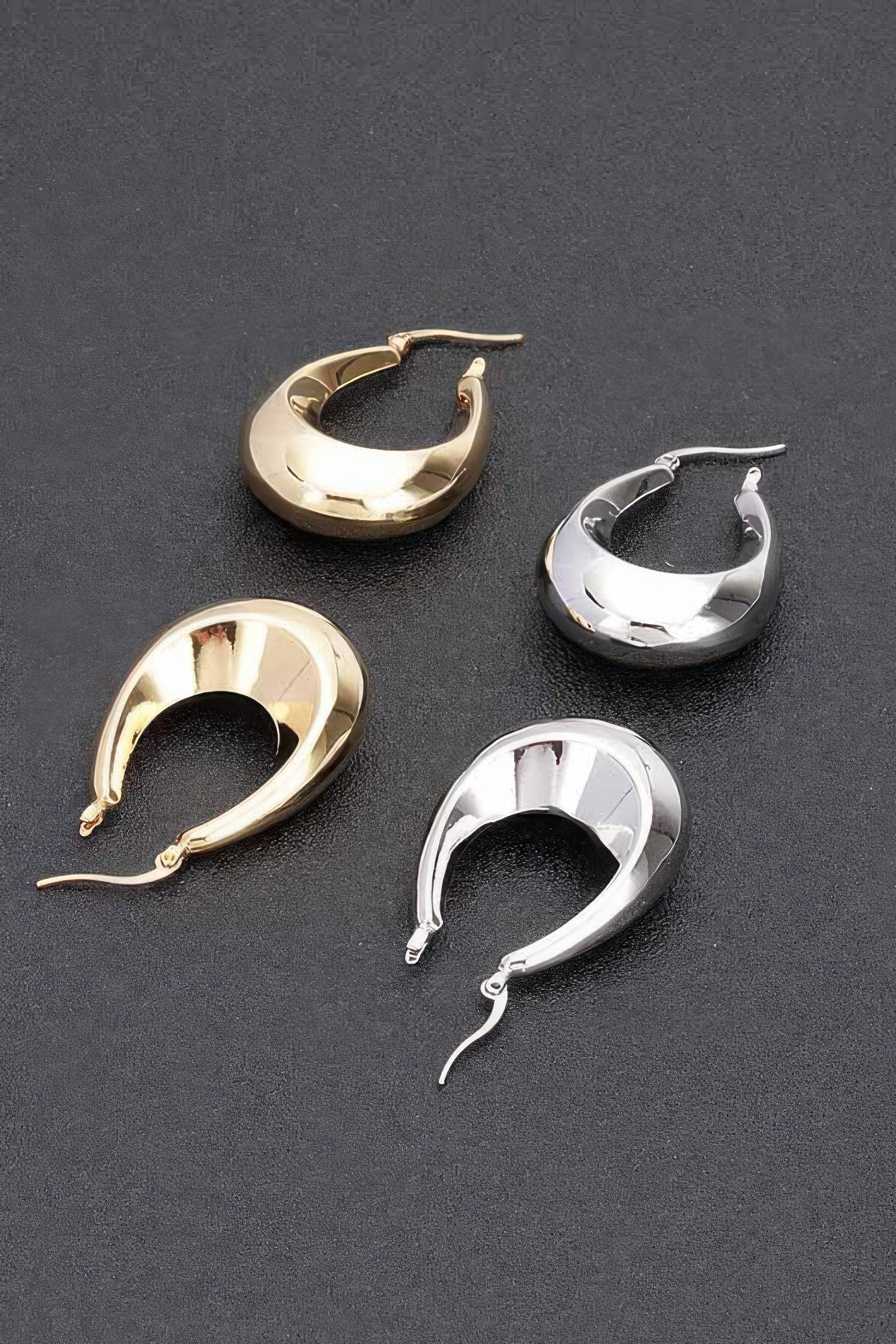 Dreamkue Metal Vintage Hoop Earring