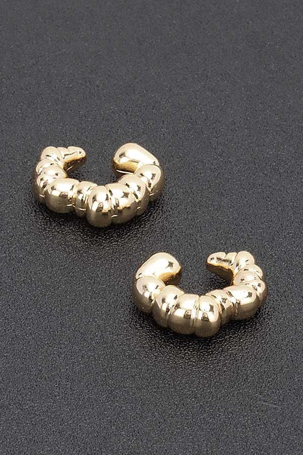 Dreamkue Plastic Cuff Earring