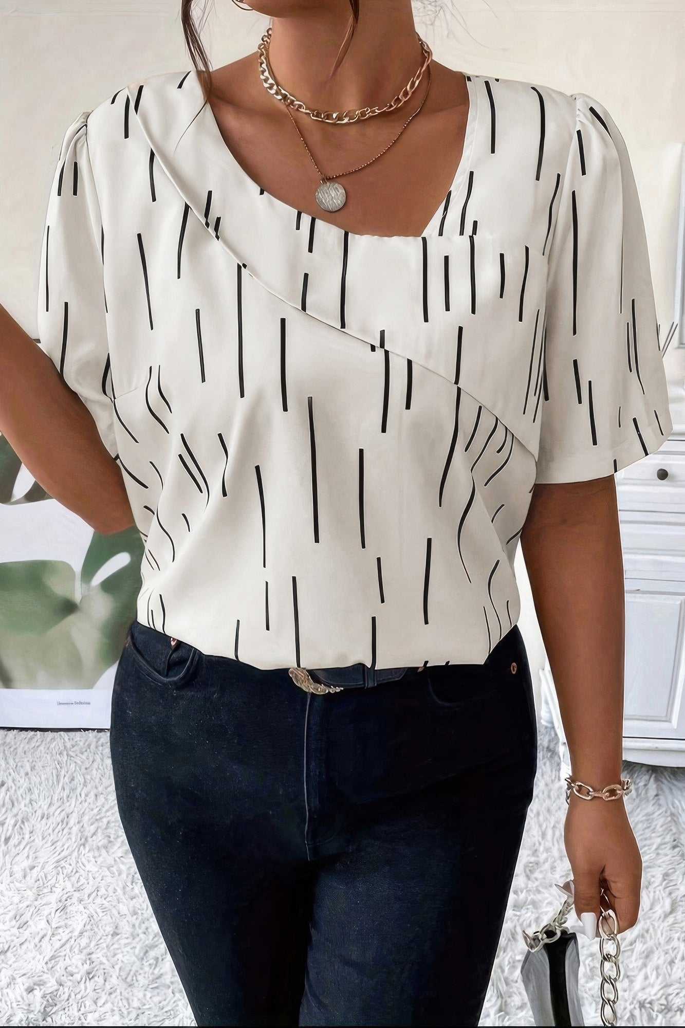 Dreamkue Printed Puff Sleeve Shirt With Line Pattern