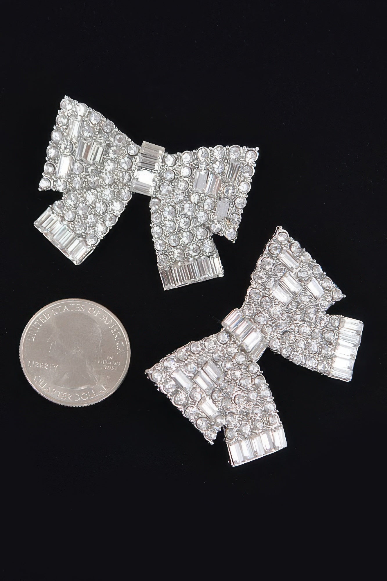 Dreamkue Ribbon Shape Rhinestone Earrings