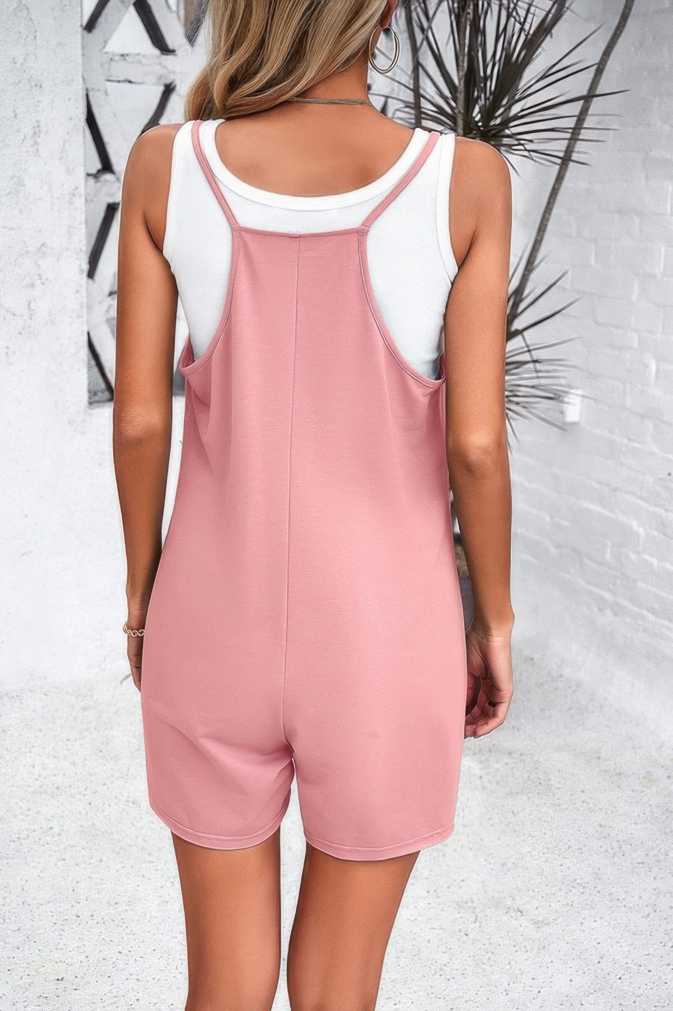 Dreamkue Scoop Neck Spaghetti Straps Loose Fit Solid Romper