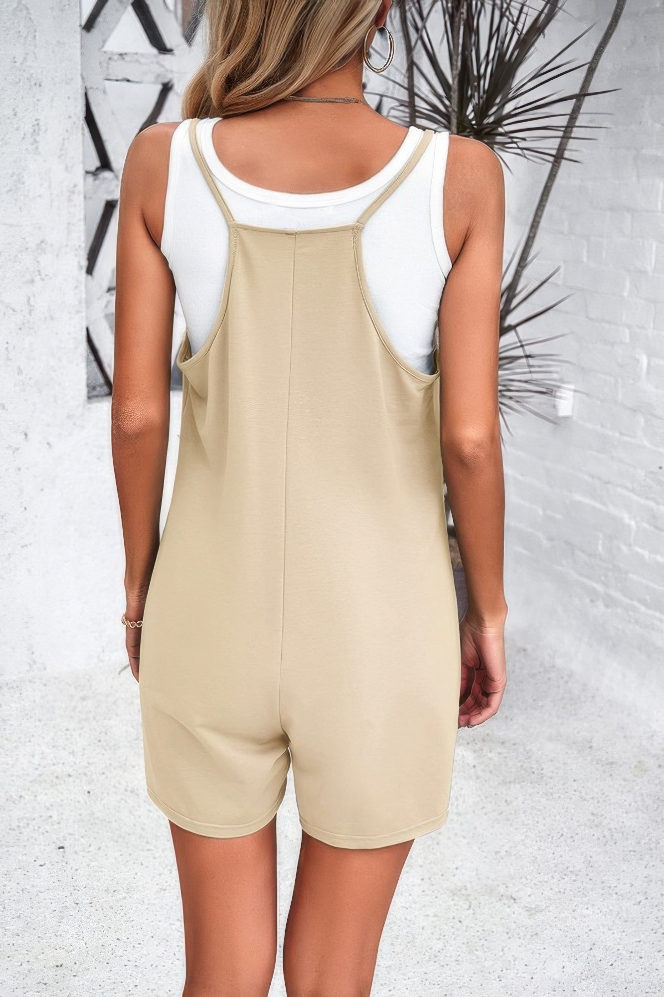 Dreamkue Scoop Neck Spaghetti Straps Loose Fit Solid Romper