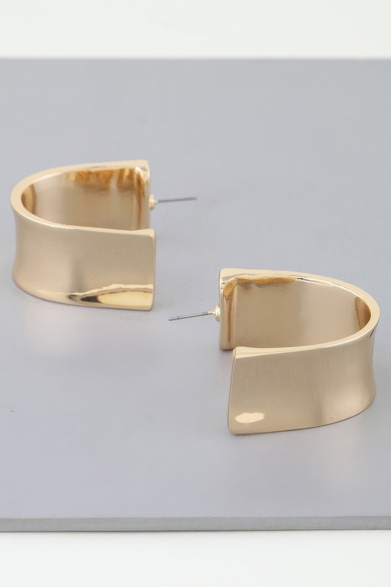 Dreamkue Shiny Open Hoop Earrings