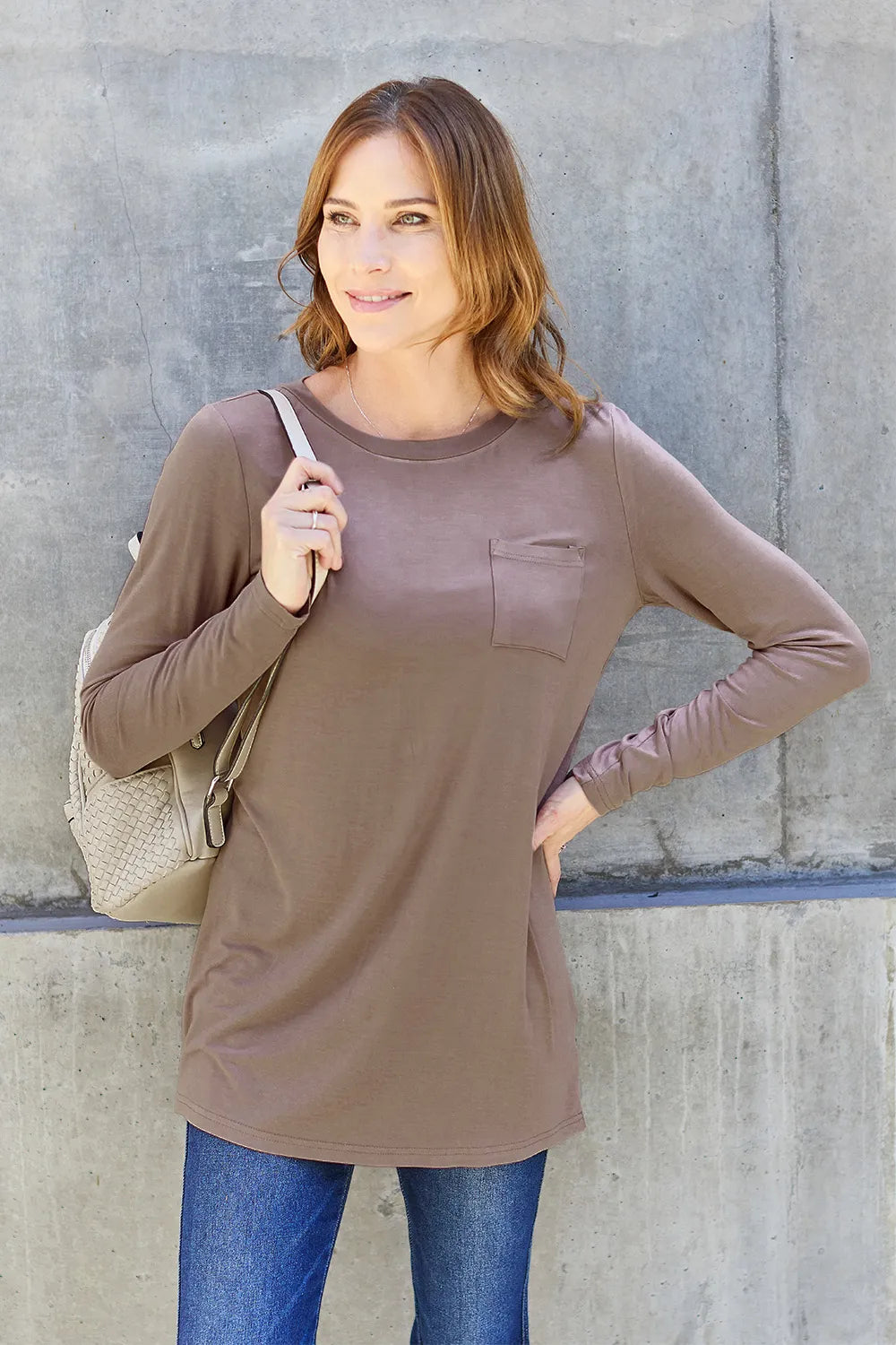 Round Neck Long Sleeve Top – Classic, Comfy & Versatile