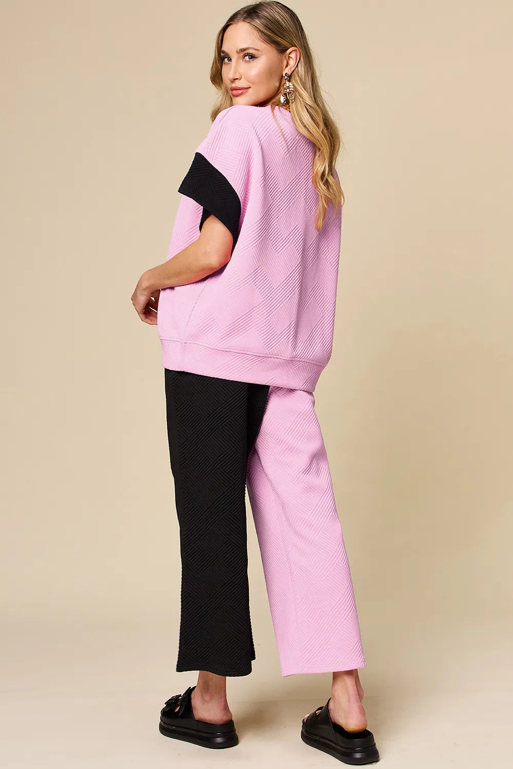 Texture Contrast T-Shirt & Wide Leg Pants Set – Chic, Comfy & Stylish