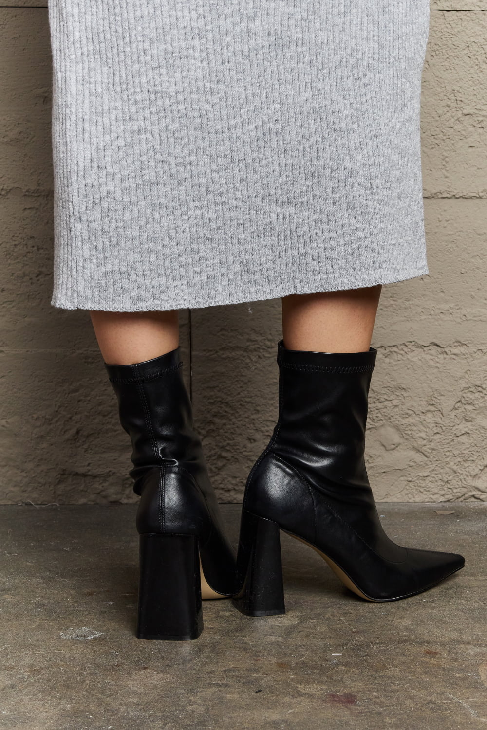 Sock Fit Pointed Toe Boots – Chic Shiny Block Heel Statement