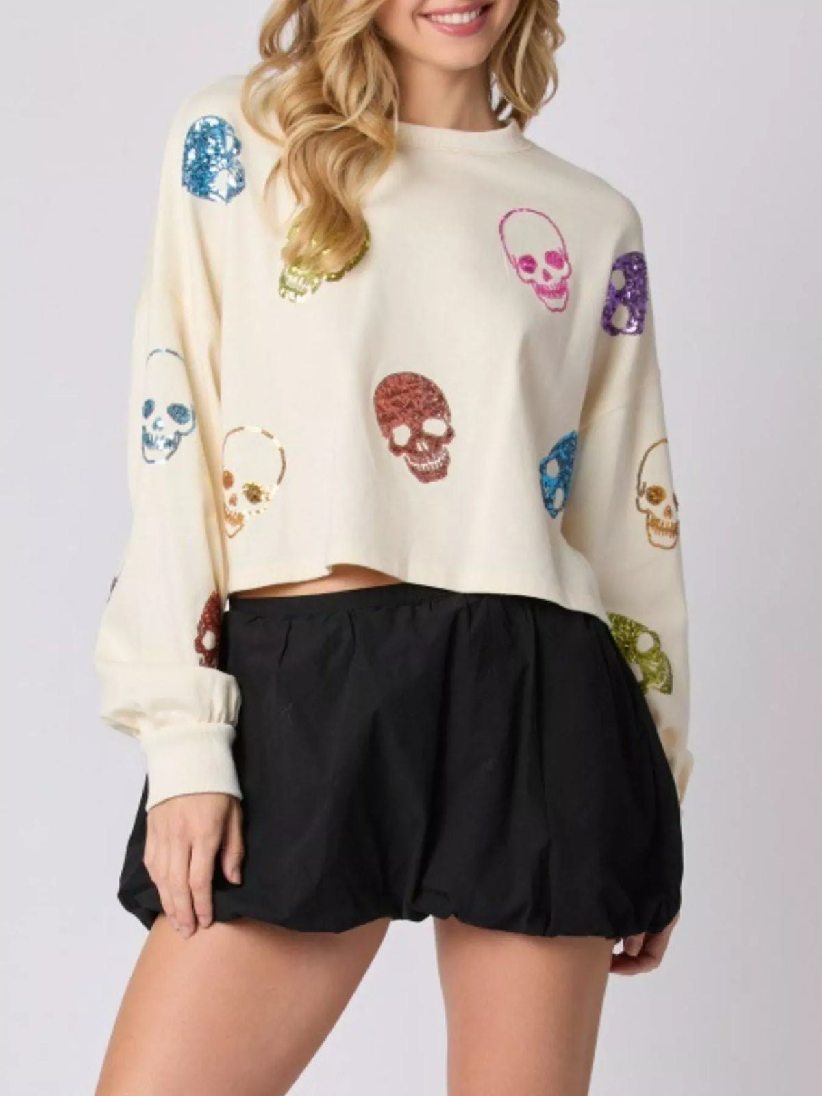 Sequin Skull Long Sleeve Sweatshirt – Edgy Casual Halloween Style
