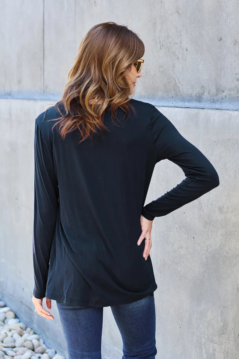 Round Neck Long Sleeve Top – Classic, Comfy & Versatile